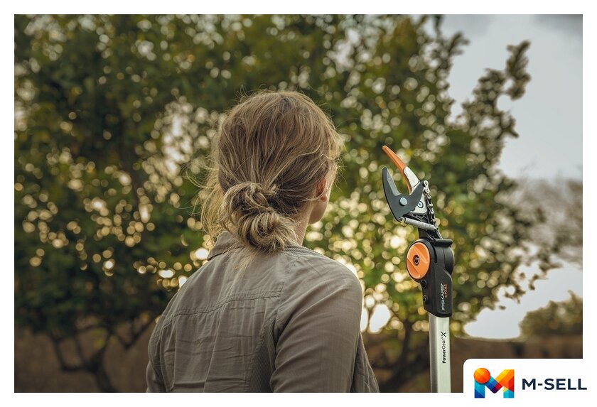 Сучкорез Fiskars PowerGear X UPX82 1023625 - Изображение №8 — Мульти e-магазин M-SELL