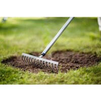 Грабли зубчатые Fiskars 1077113 - Превью изображения №4 — Мульти e-магазин M-SELL