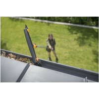 Очиститель желобов Fiskars 1001414 - Превью изображения №6 — Мульти e-магазин M-SELL